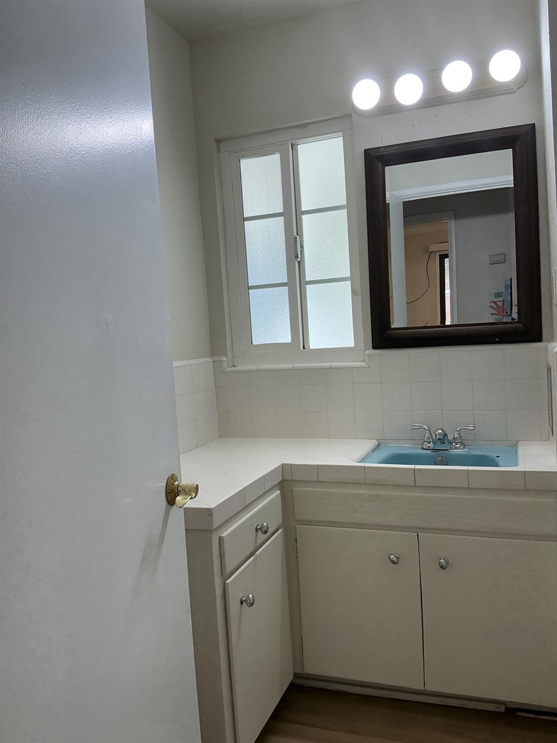 2902 N Fisher St, Fresno, CA 93703