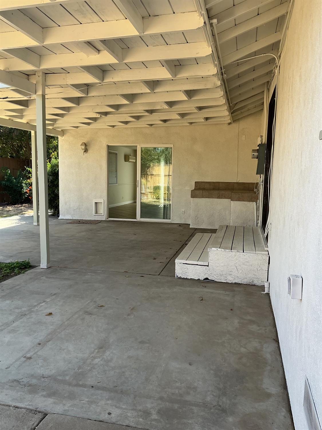 2902 N Fisher St, Fresno, CA 93703