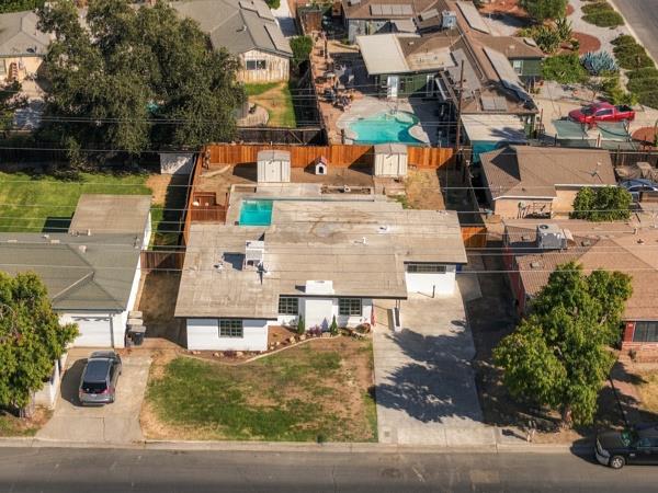 1921 N 11th Ave, Hanford, CA 93230