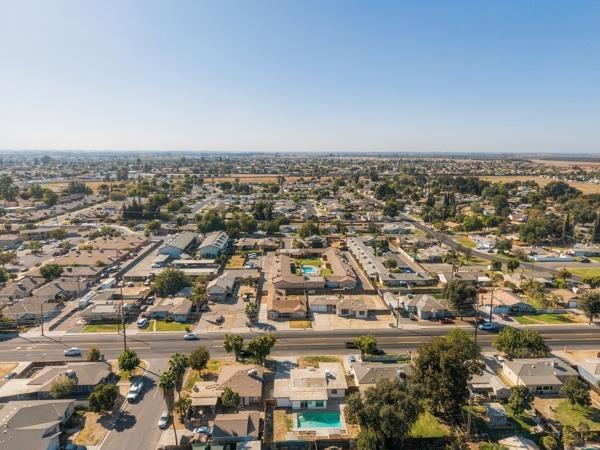 1921 N 11th Ave, Hanford, CA 93230
