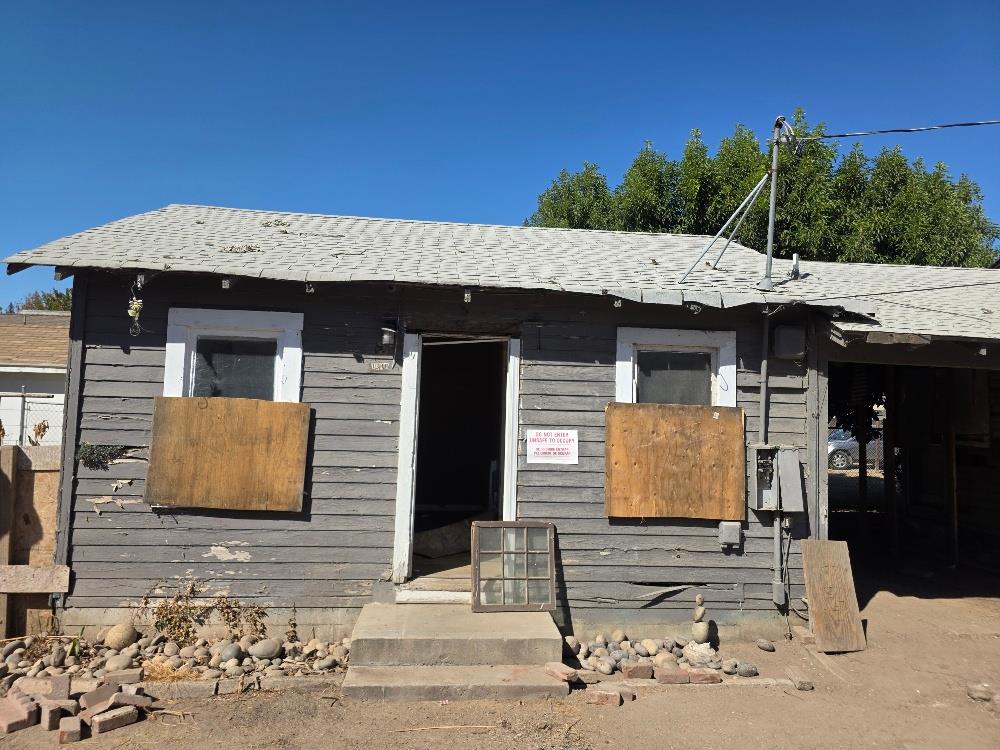 1348 J St, Reedley, CA 93654