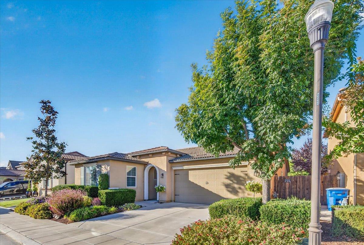 3501 Griffith, Clovis, CA 93619