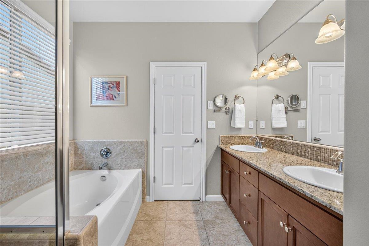 3501 Griffith, Clovis, CA 93619