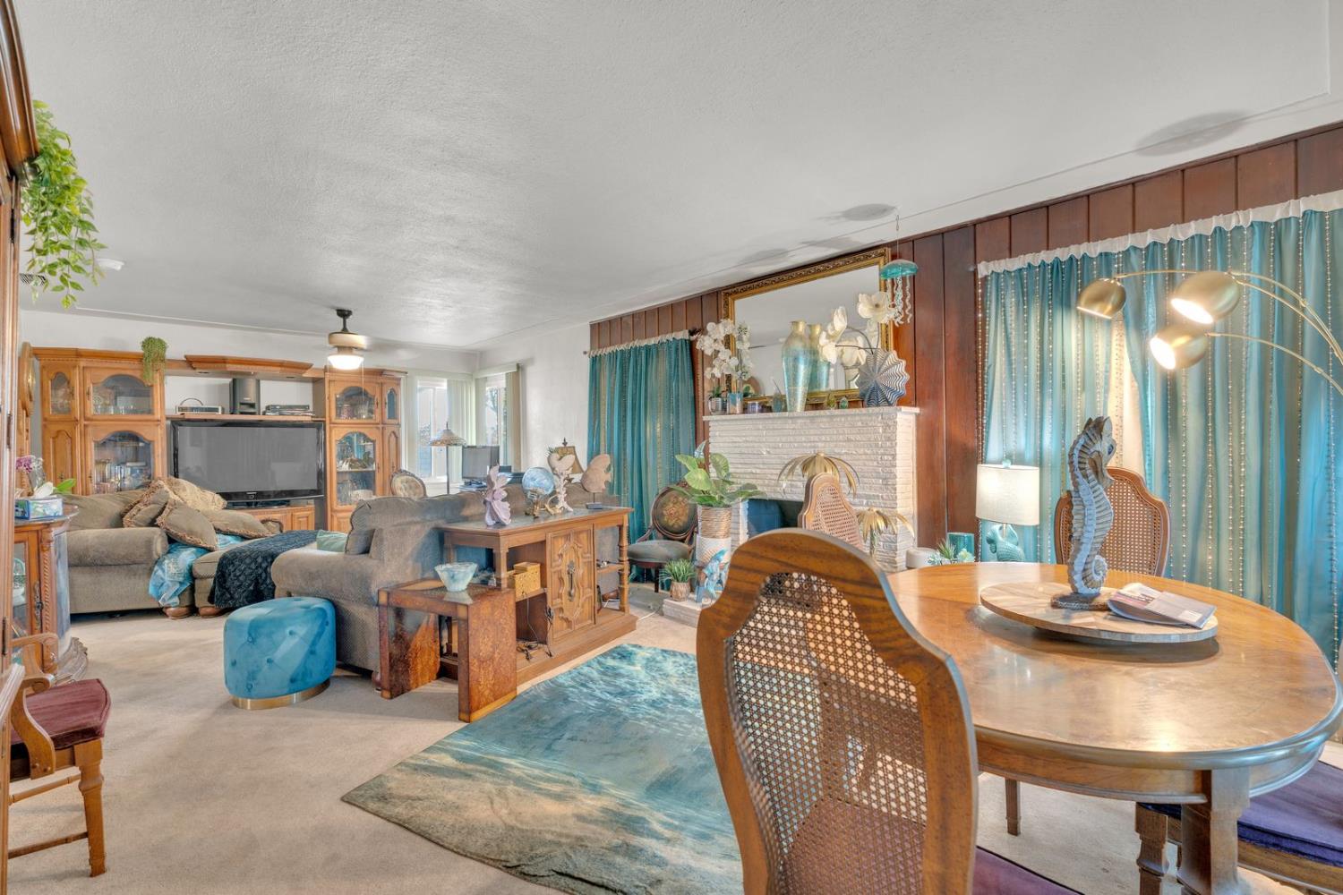 4702 E Cornell Ave, Fresno, CA 93703