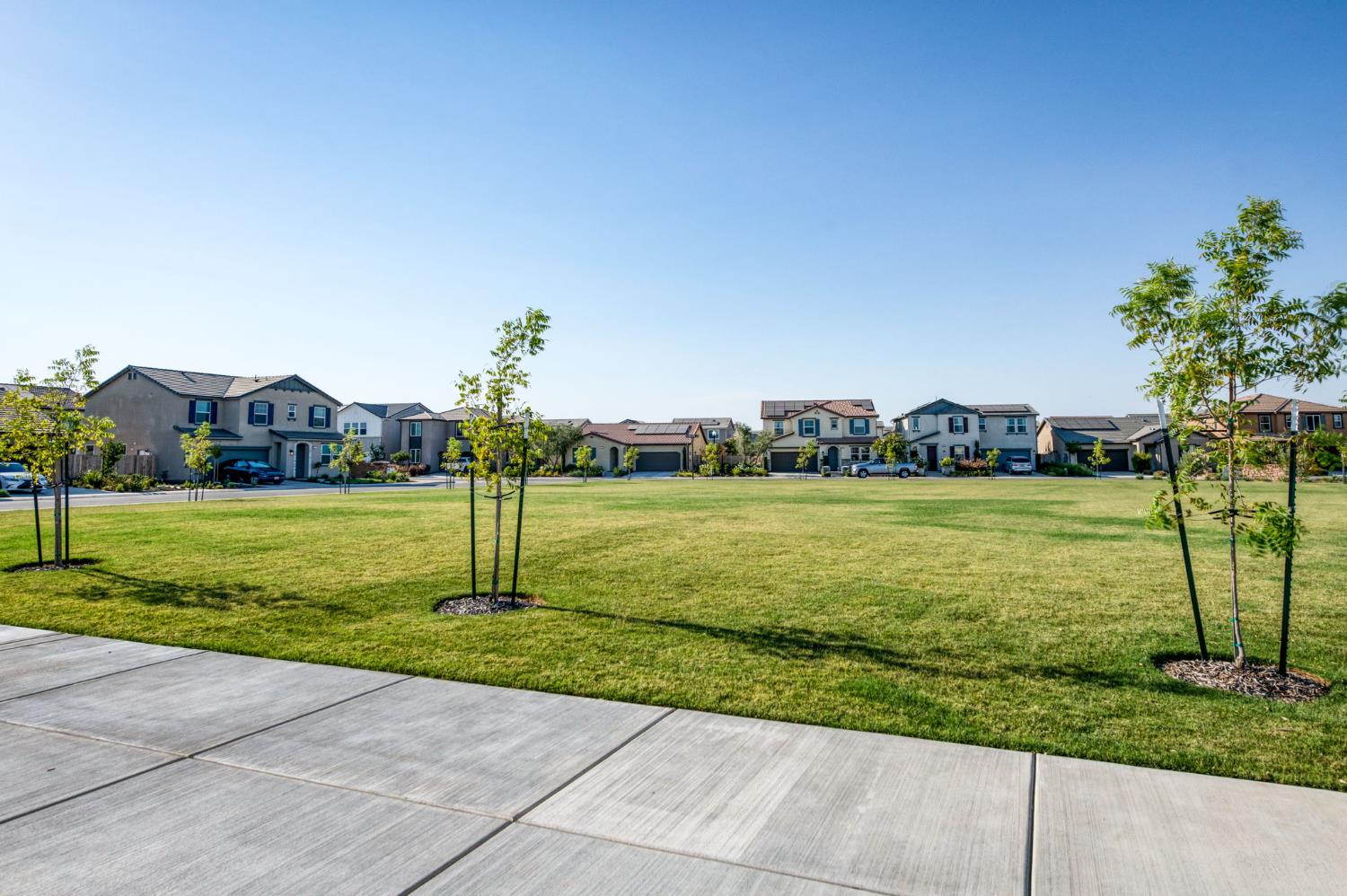 523 Talus Way S, Madera, CA 93636