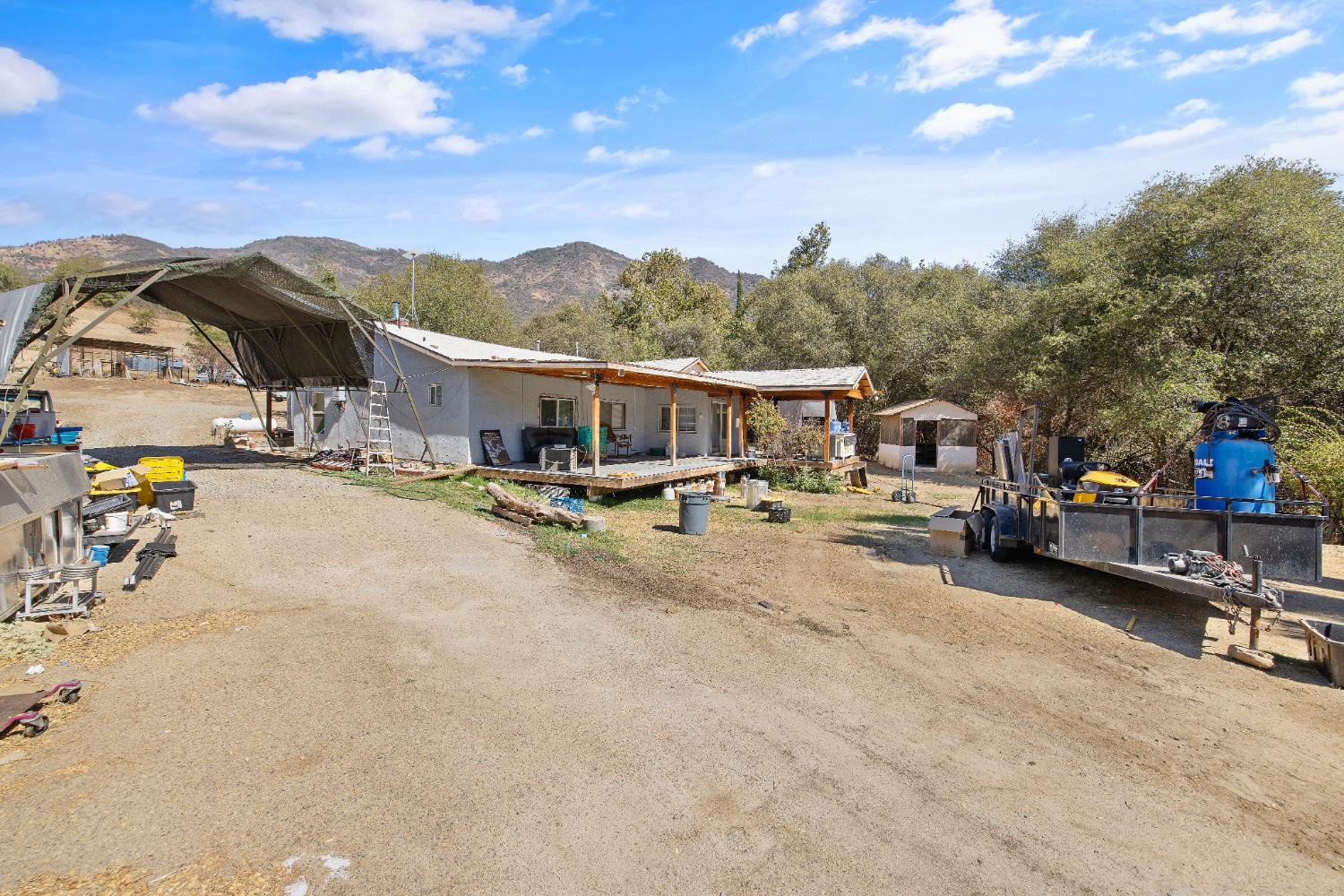 37590 E Kings Canyon Rd, Dunlap, CA 93621