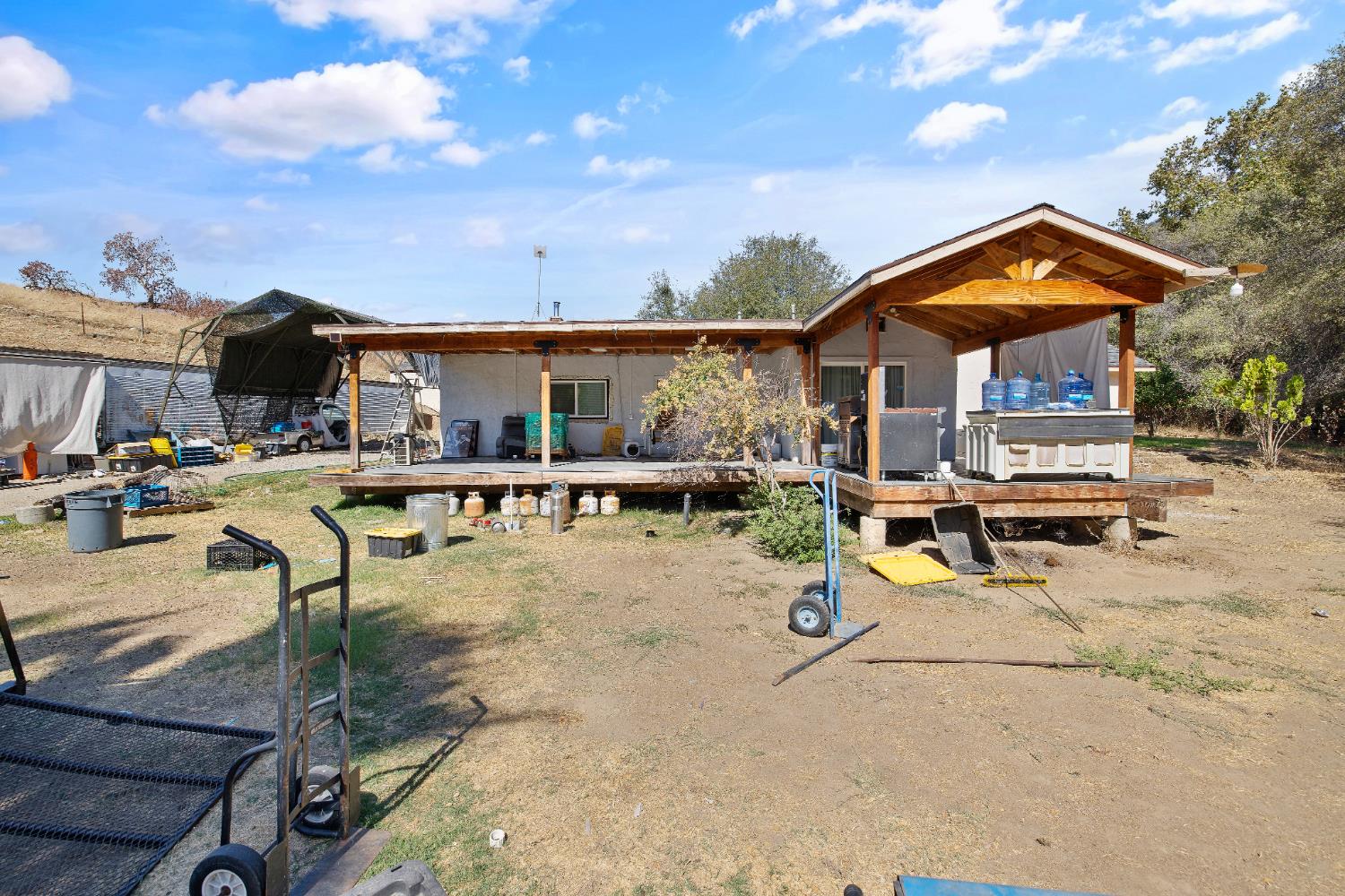 37590 E Kings Canyon Rd, Dunlap, CA 93621