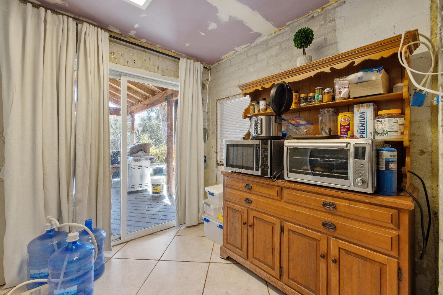 37590 E Kings Canyon Rd, Dunlap, CA 93621