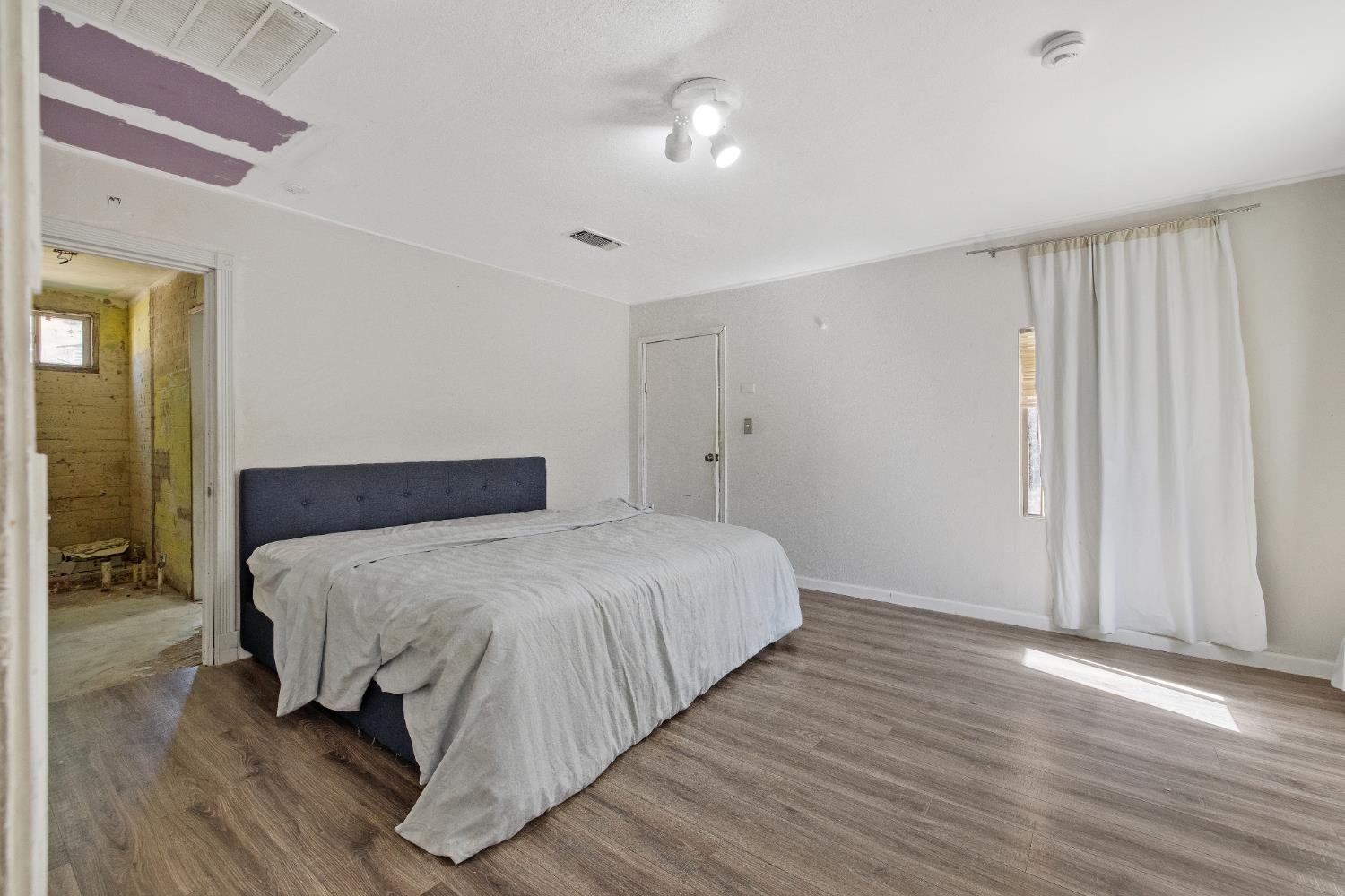 37590 E Kings Canyon Rd, Dunlap, CA 93621
