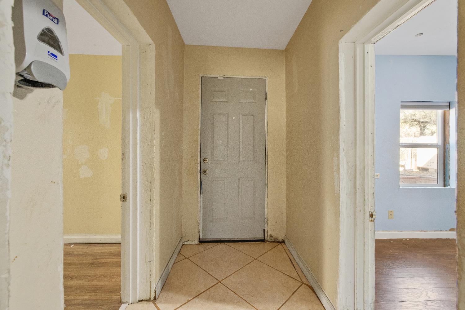 37590 E Kings Canyon Rd, Dunlap, CA 93621
