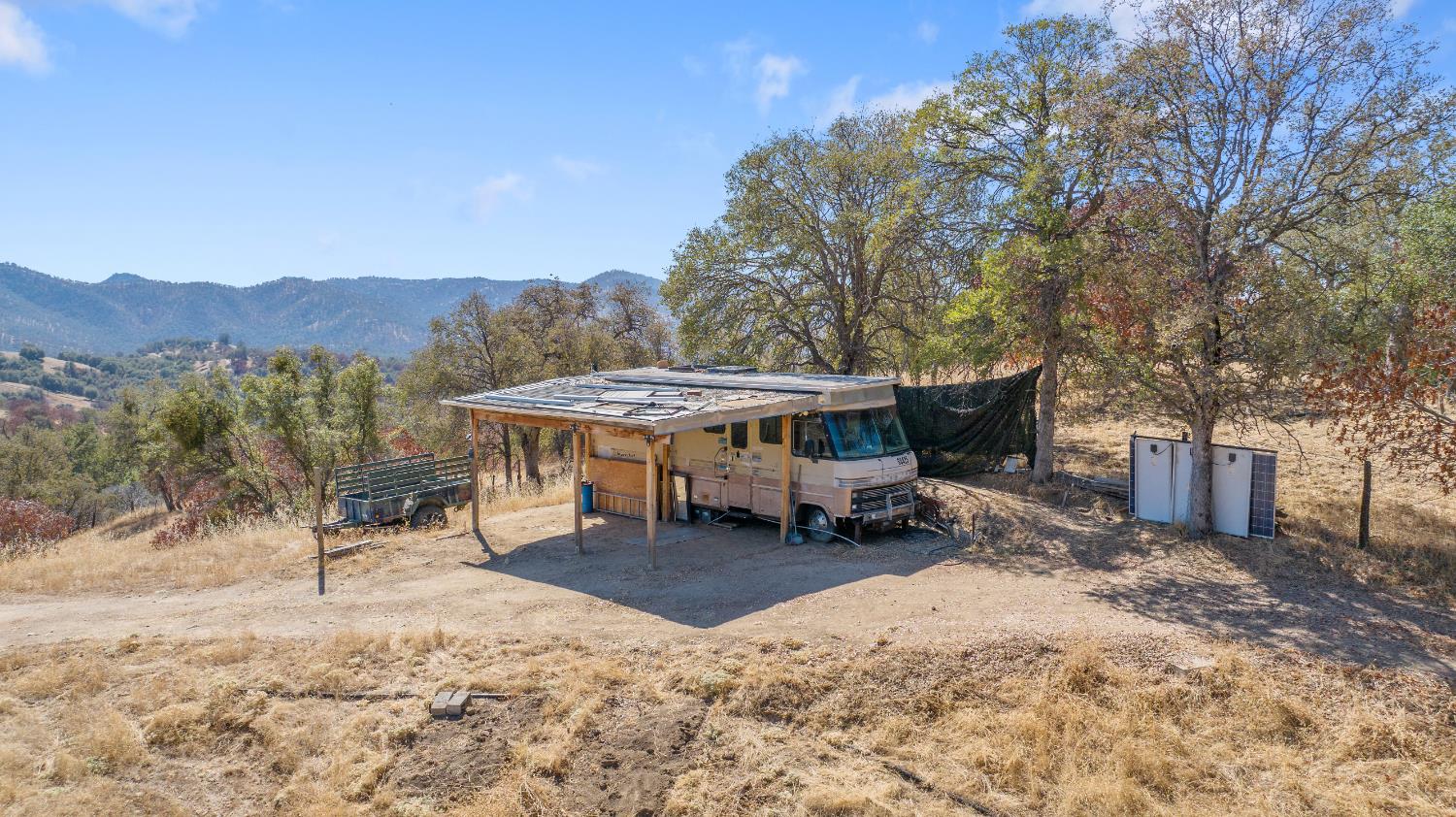 37590 E Kings Canyon Rd, Dunlap, CA 93621