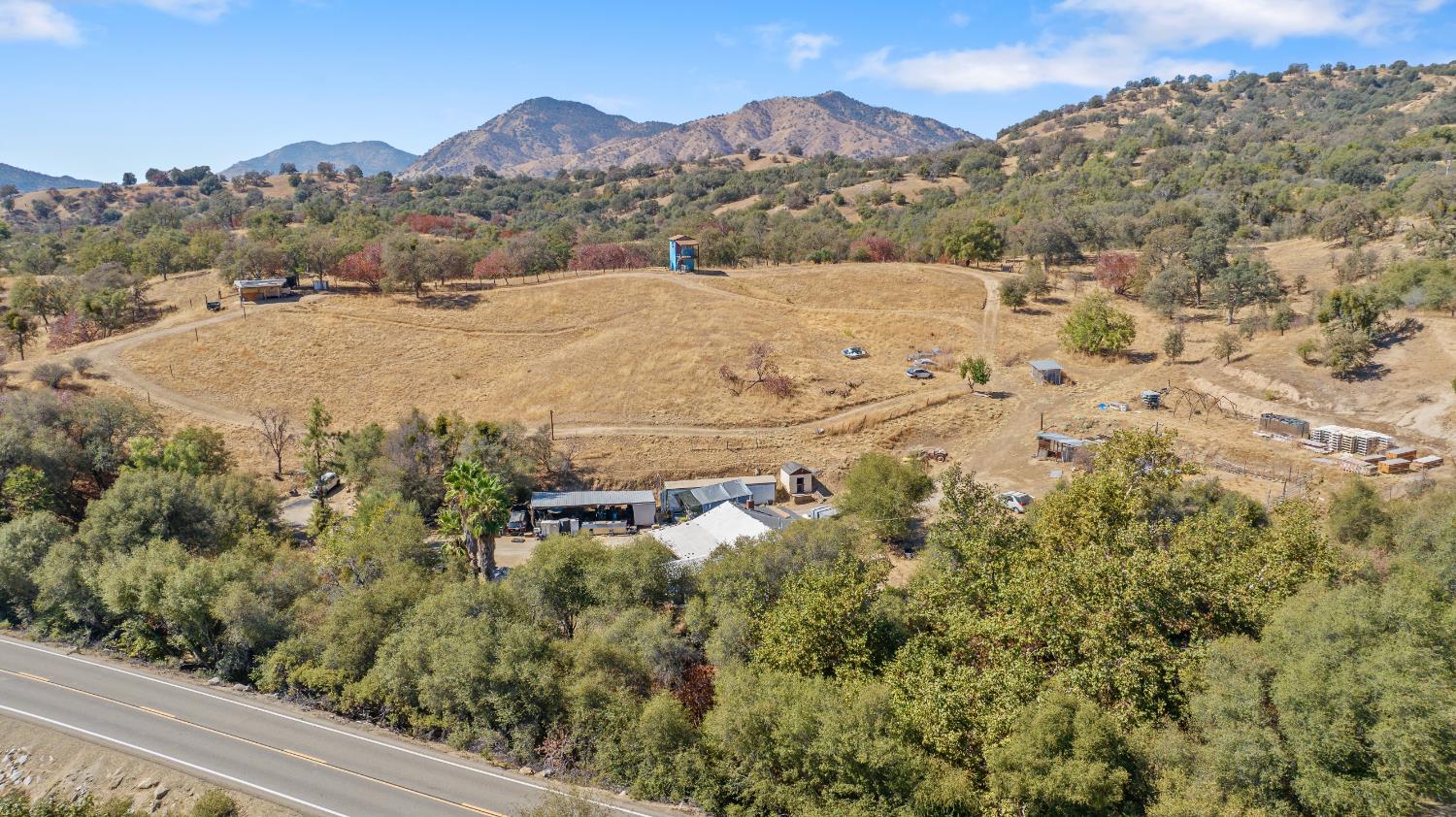 37590 E Kings Canyon Rd, Dunlap, CA 93621