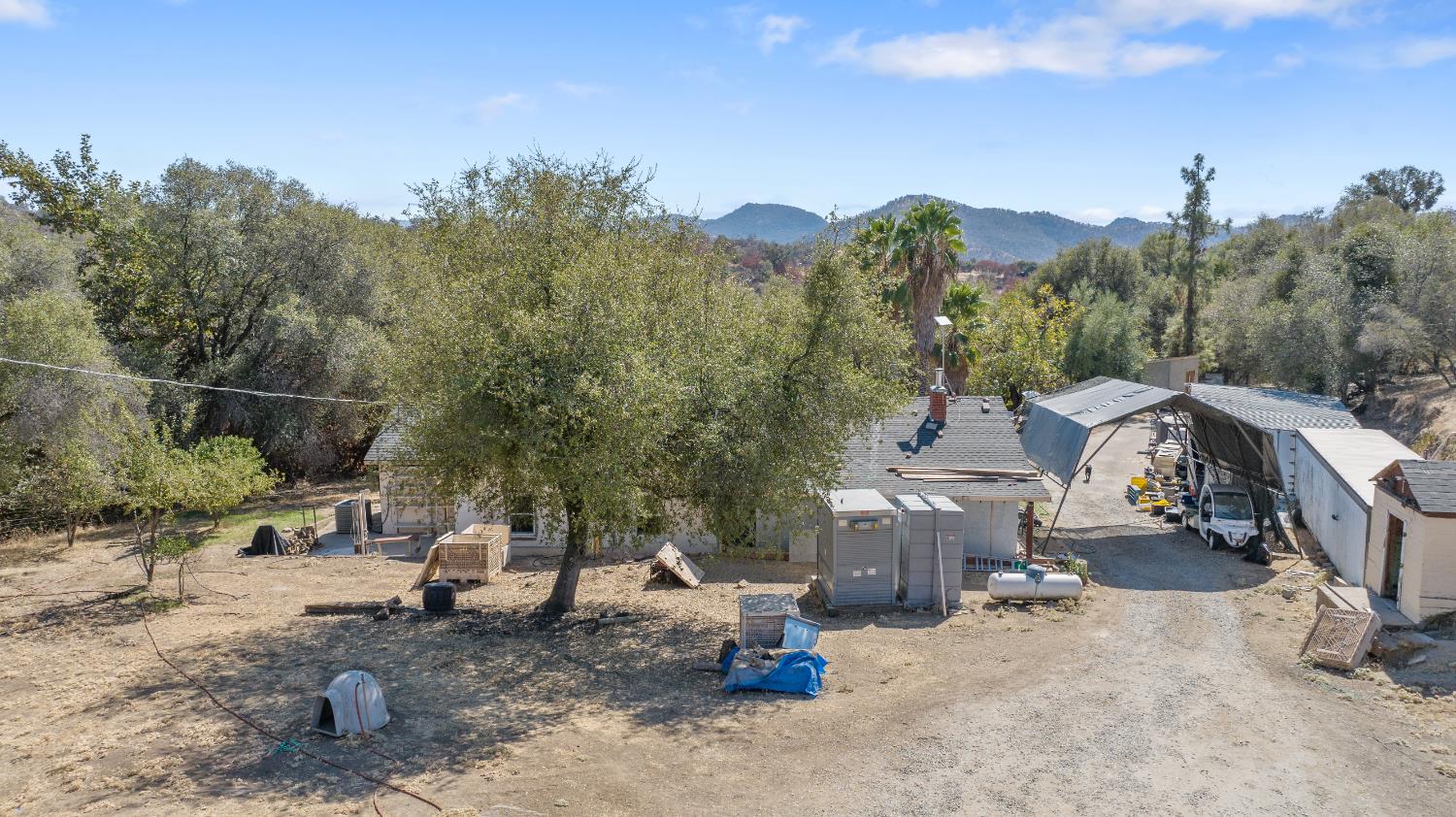 37590 E Kings Canyon Rd, Dunlap, CA 93621