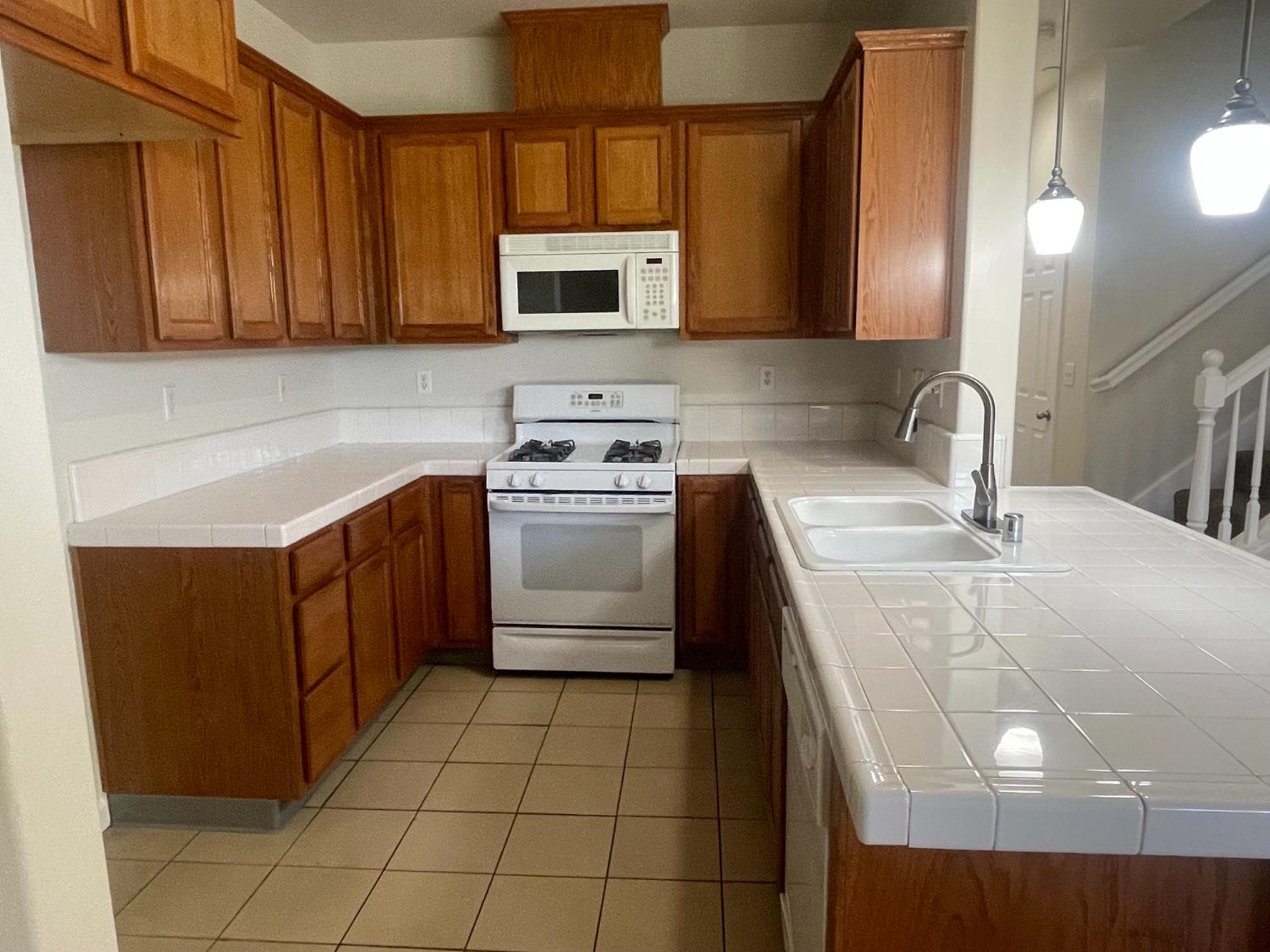 1128 W Walter Ave #61, Fowler, CA 93625