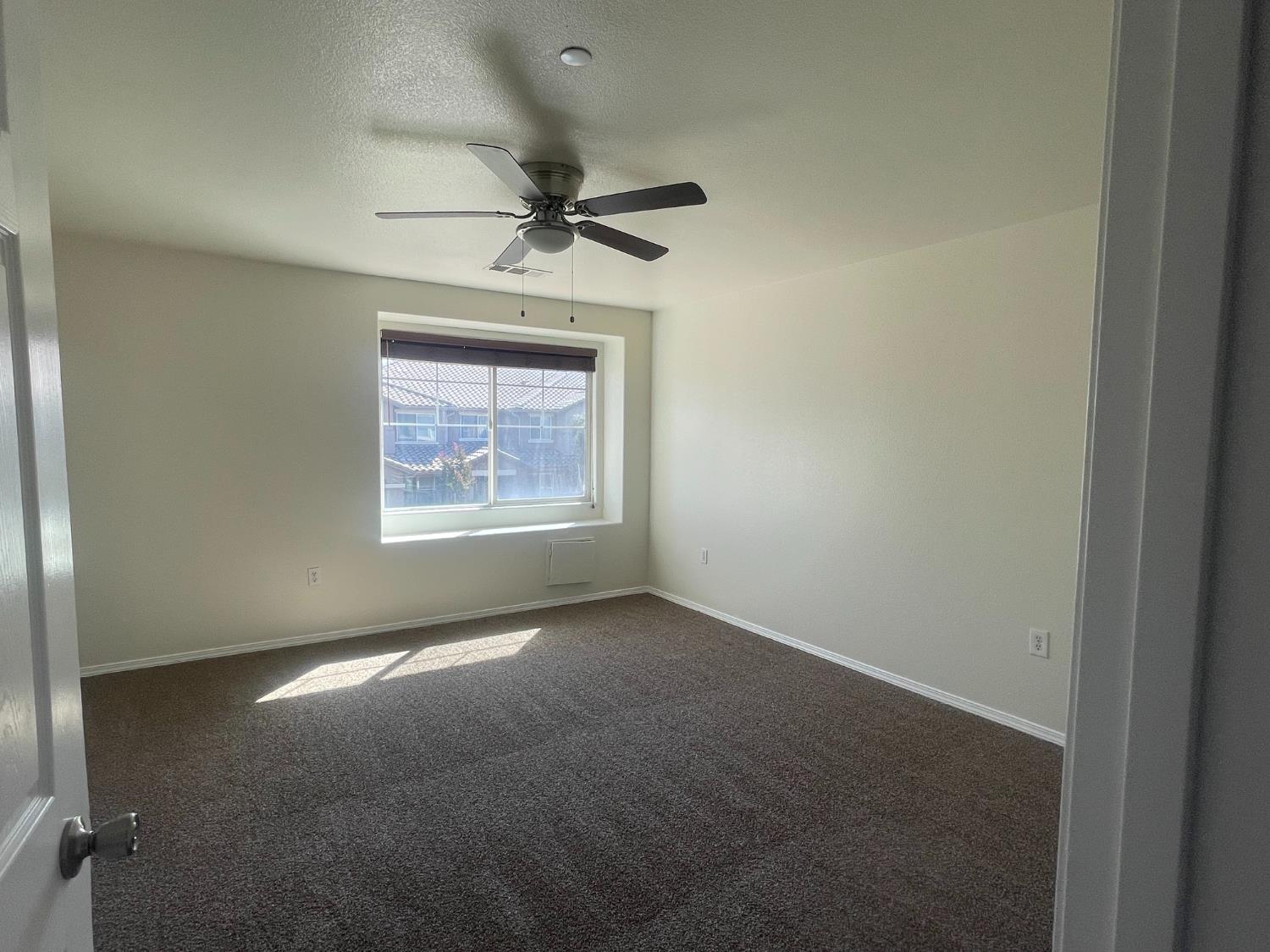 1128 W Walter Ave #61, Fowler, CA 93625