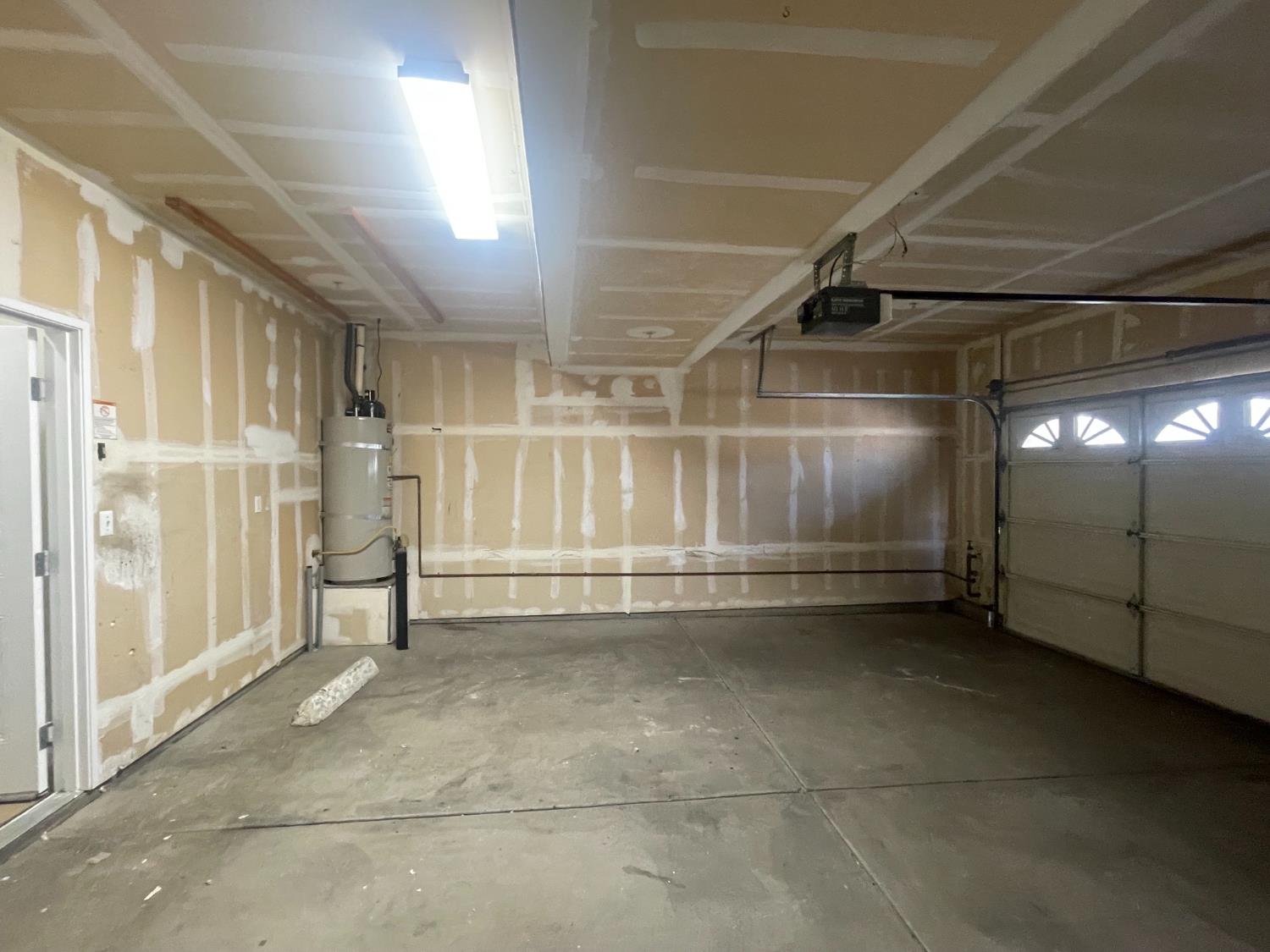 1128 W Walter Ave #61, Fowler, CA 93625