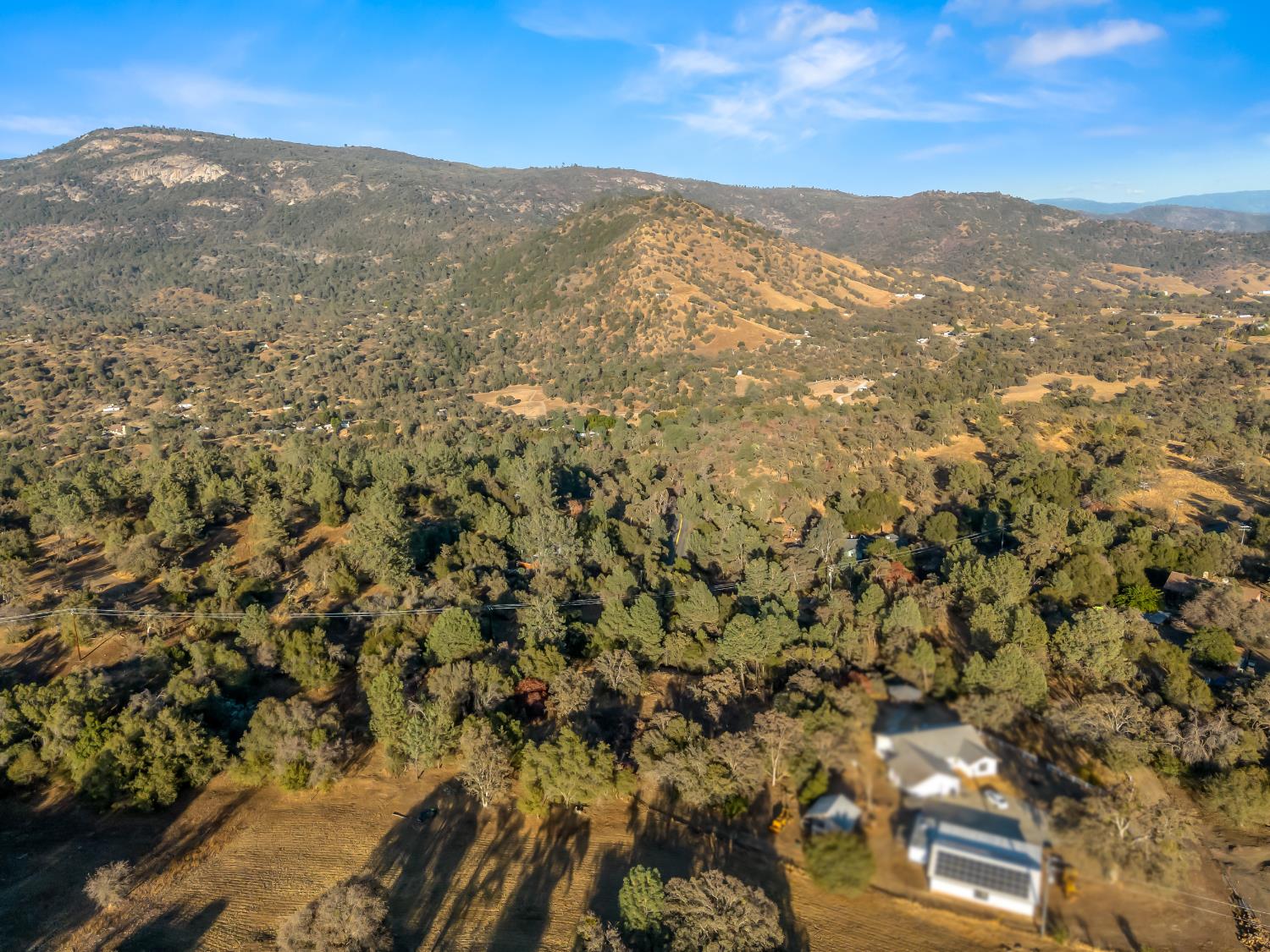 27719 Burrough Valley Rd, Tollhouse, CA 93667