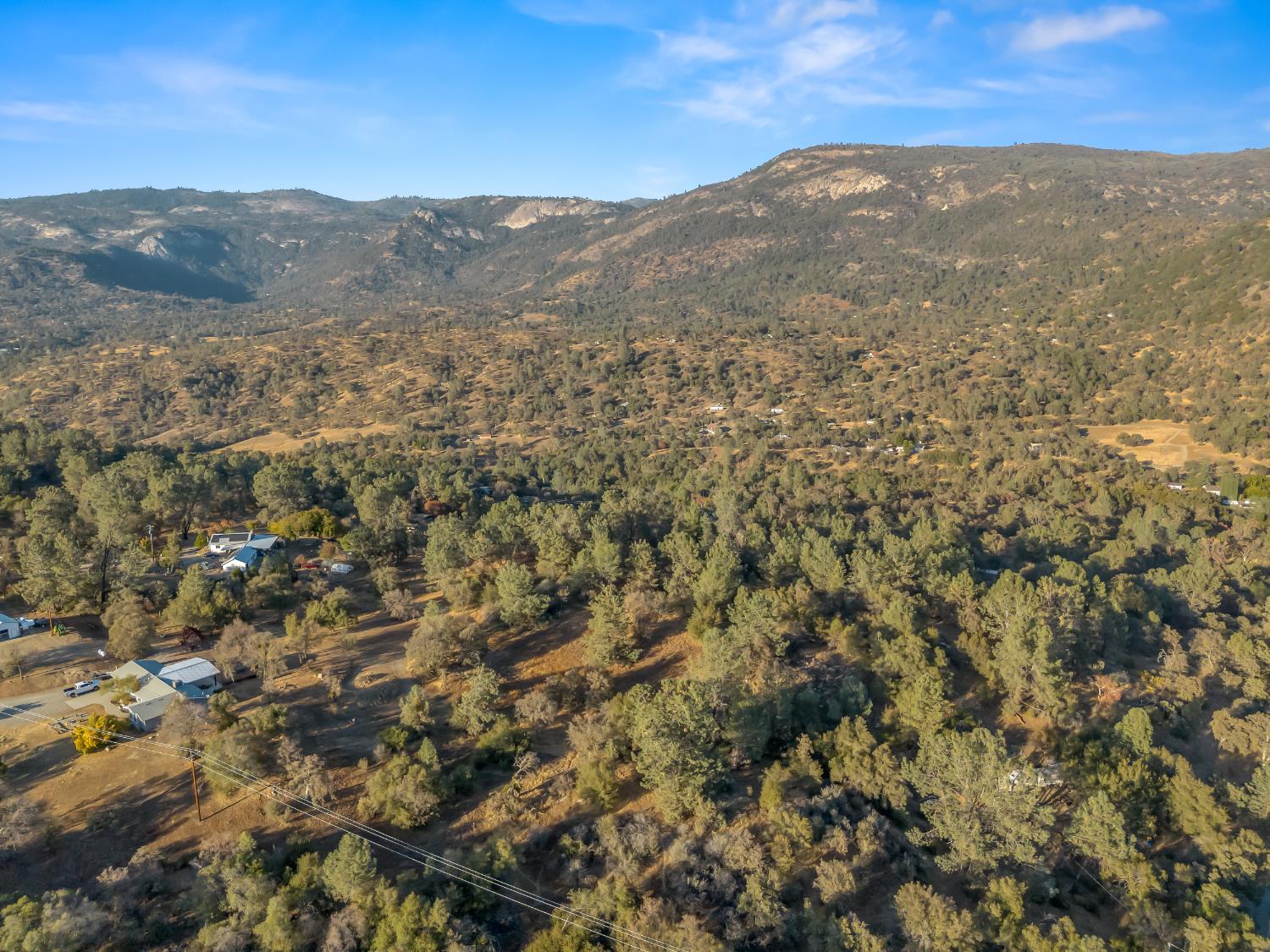 27719 Burrough Valley Rd, Tollhouse, CA 93667
