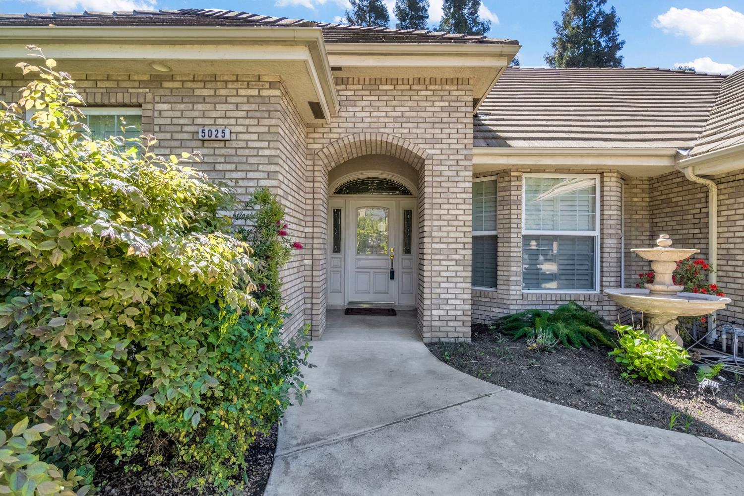 5025 W Birch Ave, Fresno, CA 93722