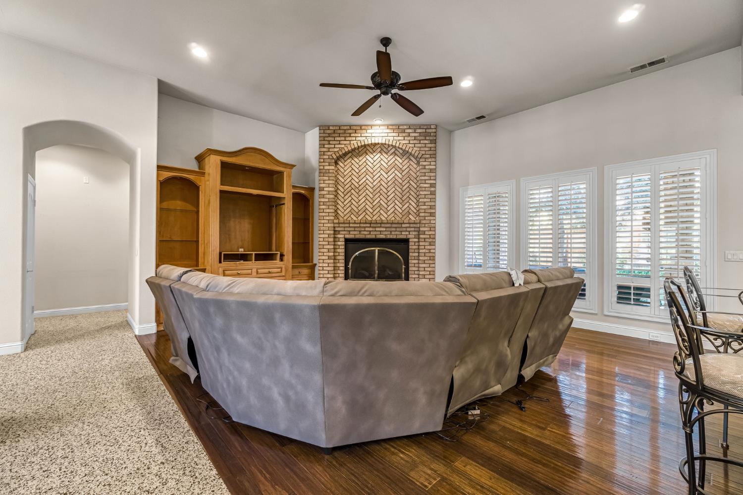 5025 W Birch Ave, Fresno, CA 93722