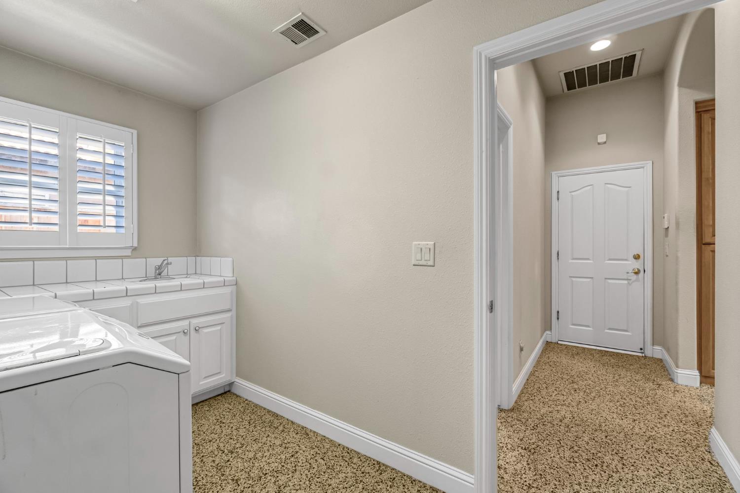 5025 W Birch Ave, Fresno, CA 93722