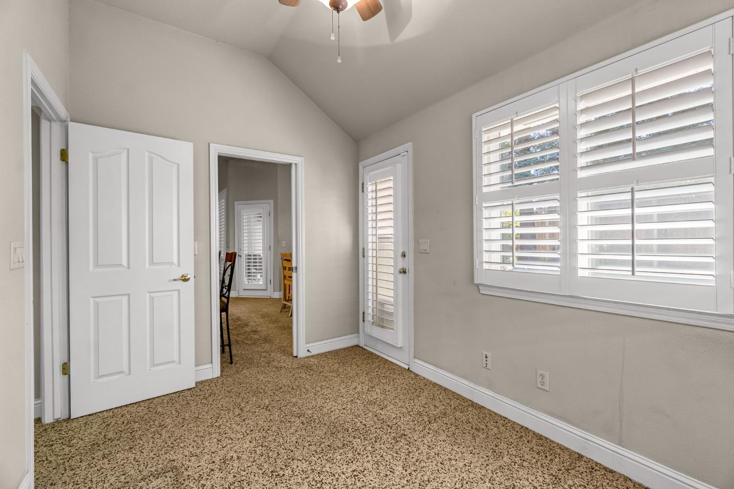 5025 W Birch Ave, Fresno, CA 93722