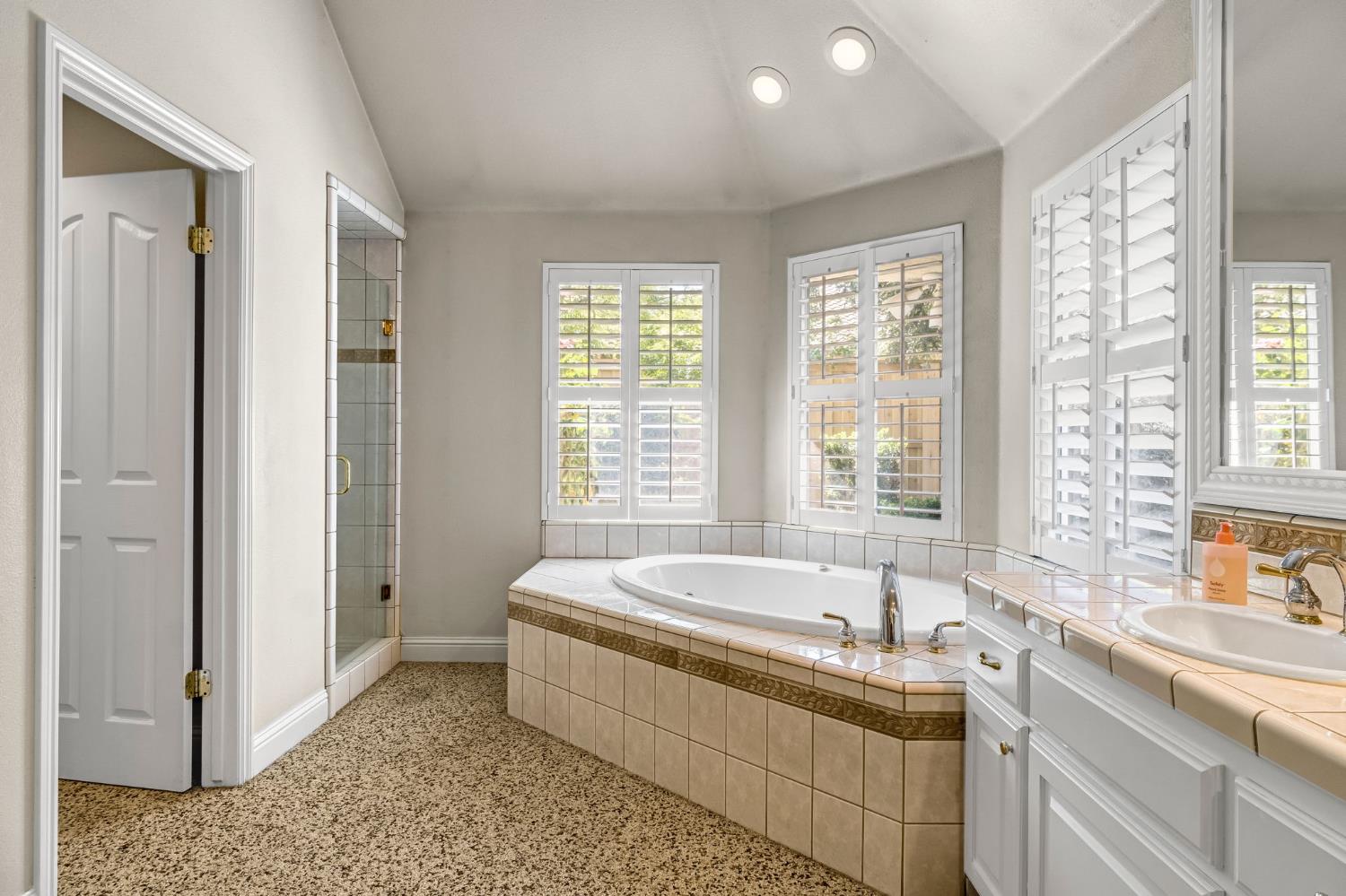5025 W Birch Ave, Fresno, CA 93722