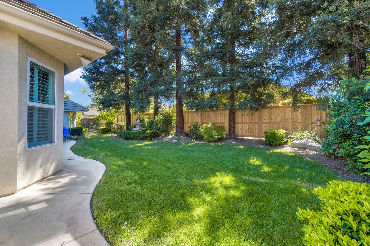 5025 W Birch Ave, Fresno, CA 93722