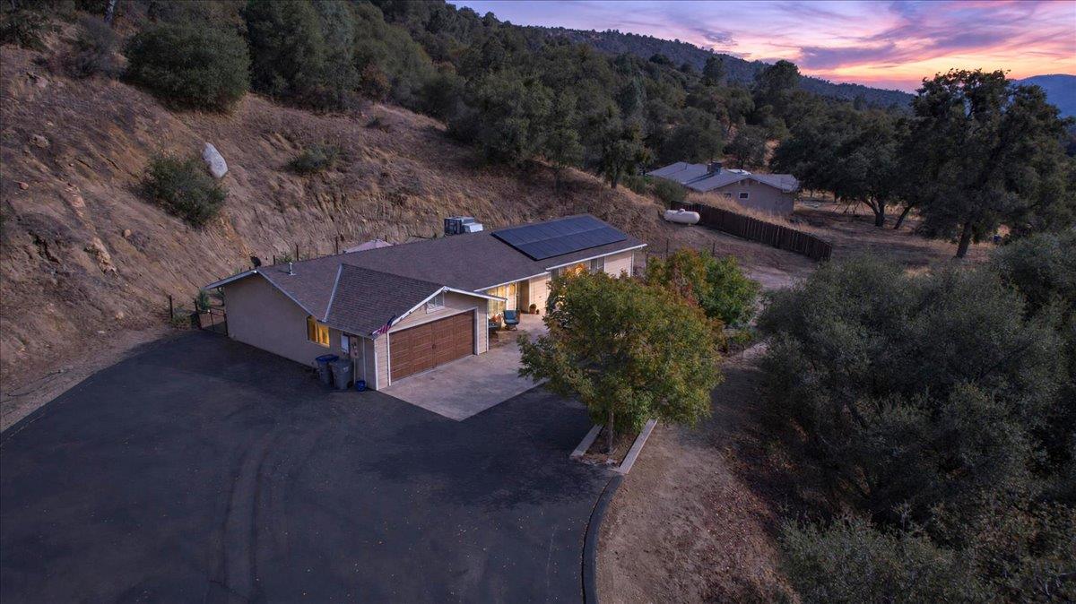 34122 Powerhouse Rd, Auberry, CA 93602