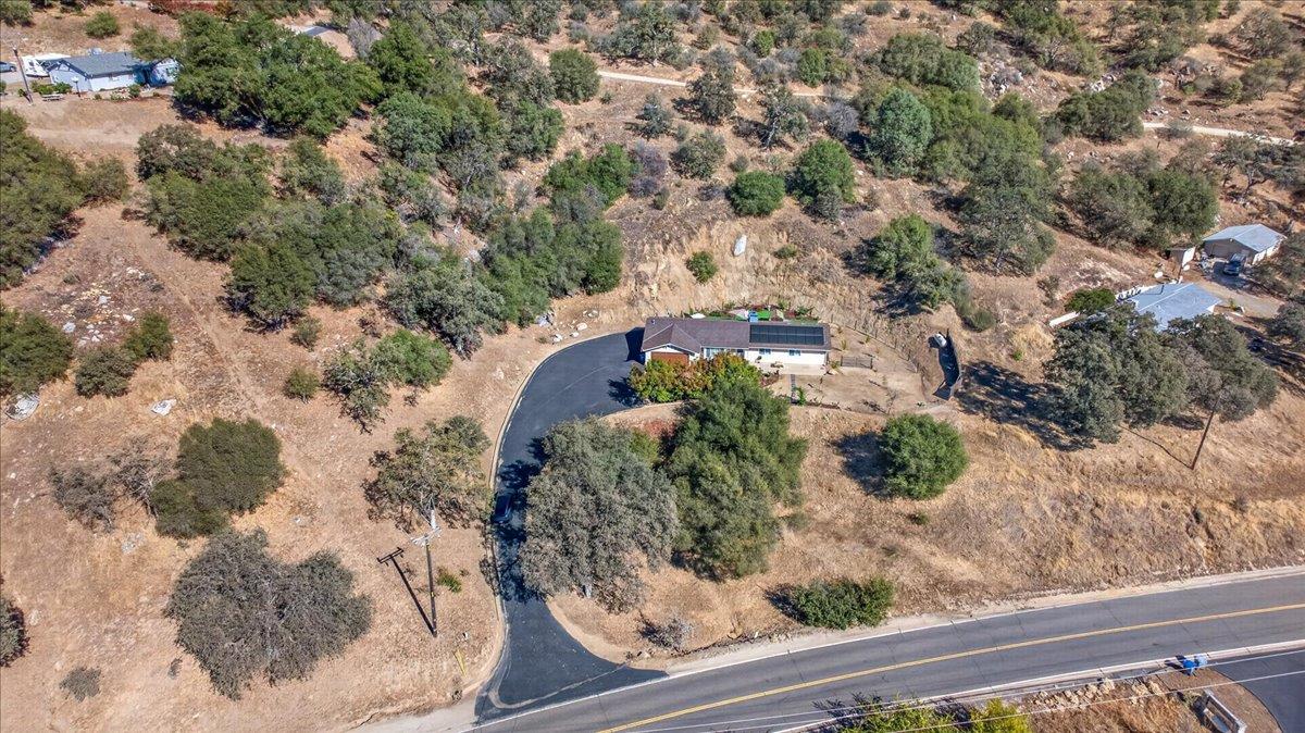 34122 Powerhouse Rd, Auberry, CA 93602