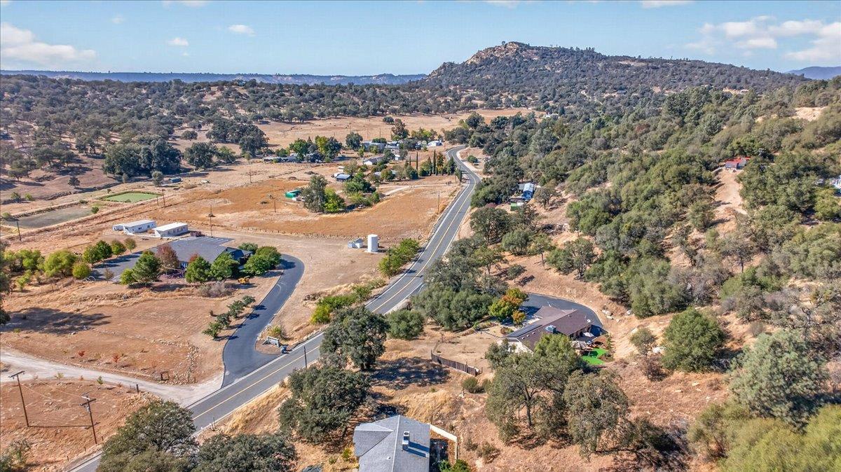 34122 Powerhouse Rd, Auberry, CA 93602