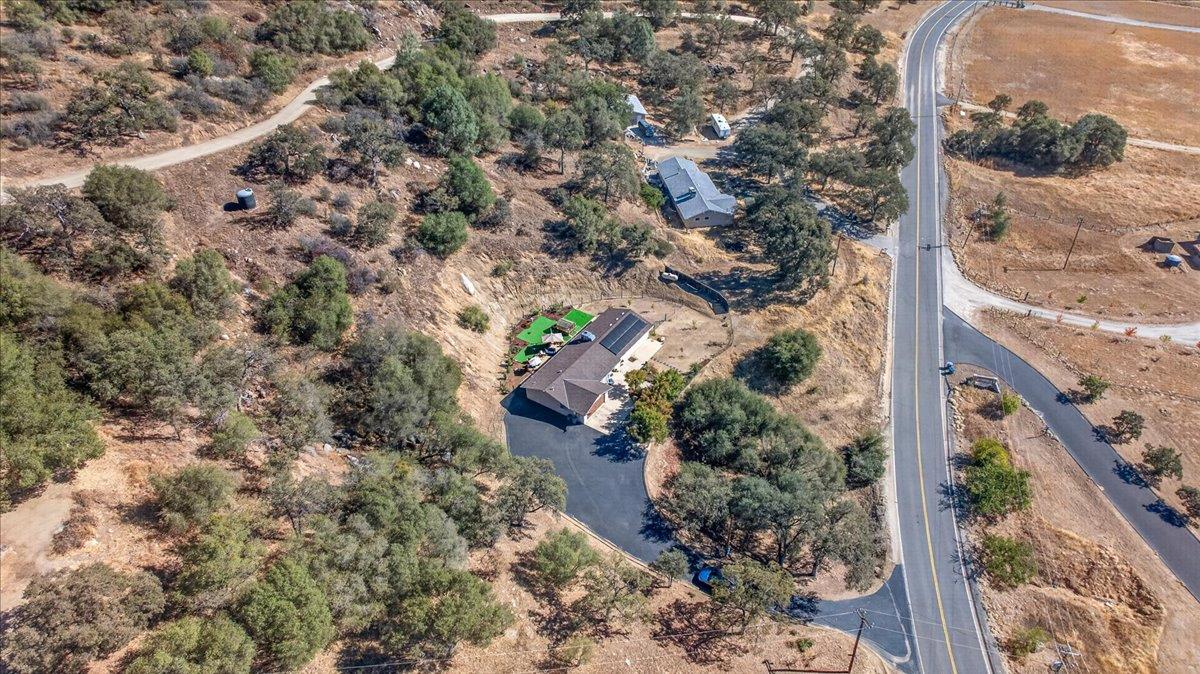34122 Powerhouse Rd, Auberry, CA 93602