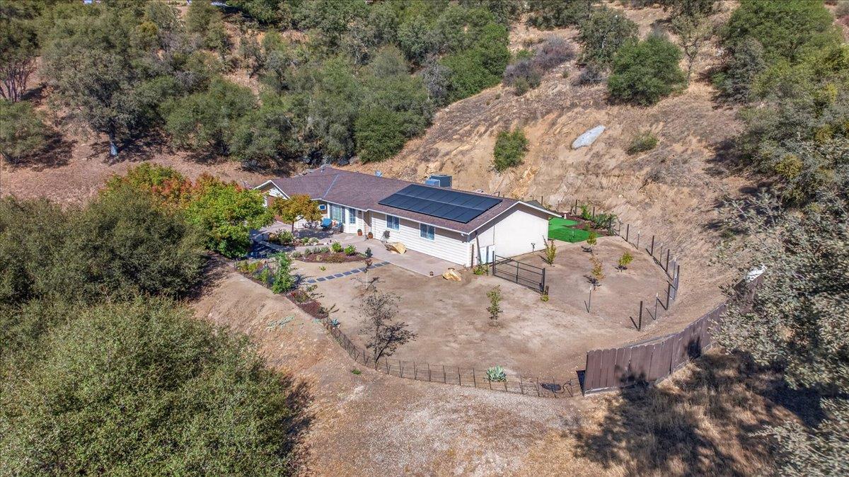 34122 Powerhouse Rd, Auberry, CA 93602