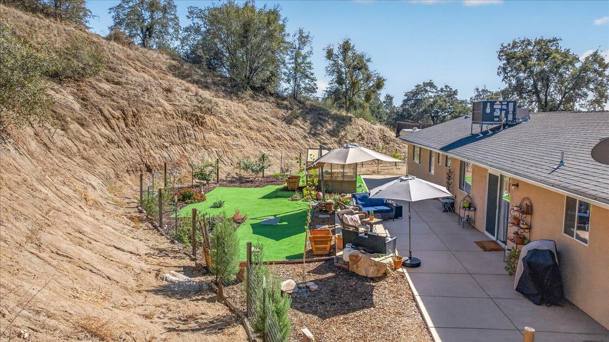 34122 Powerhouse Rd, Auberry, CA 93602