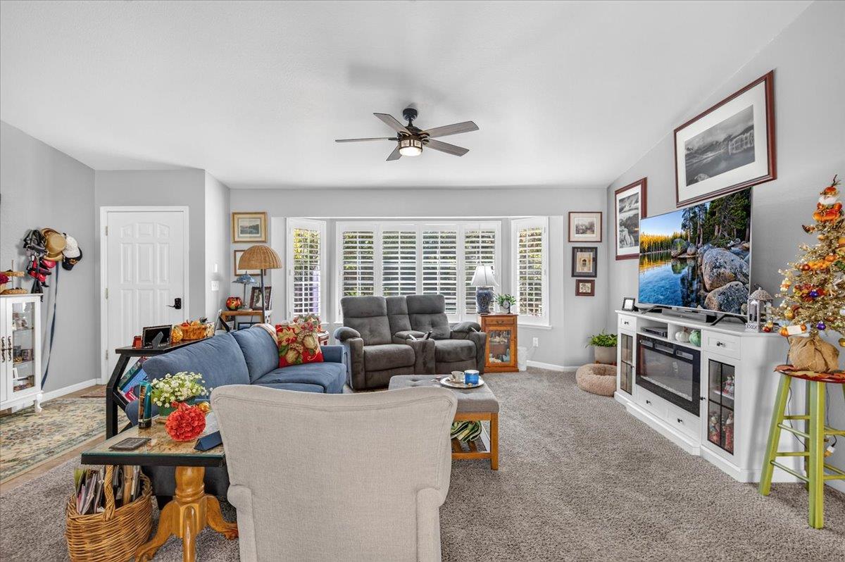 34122 Powerhouse Rd, Auberry, CA 93602
