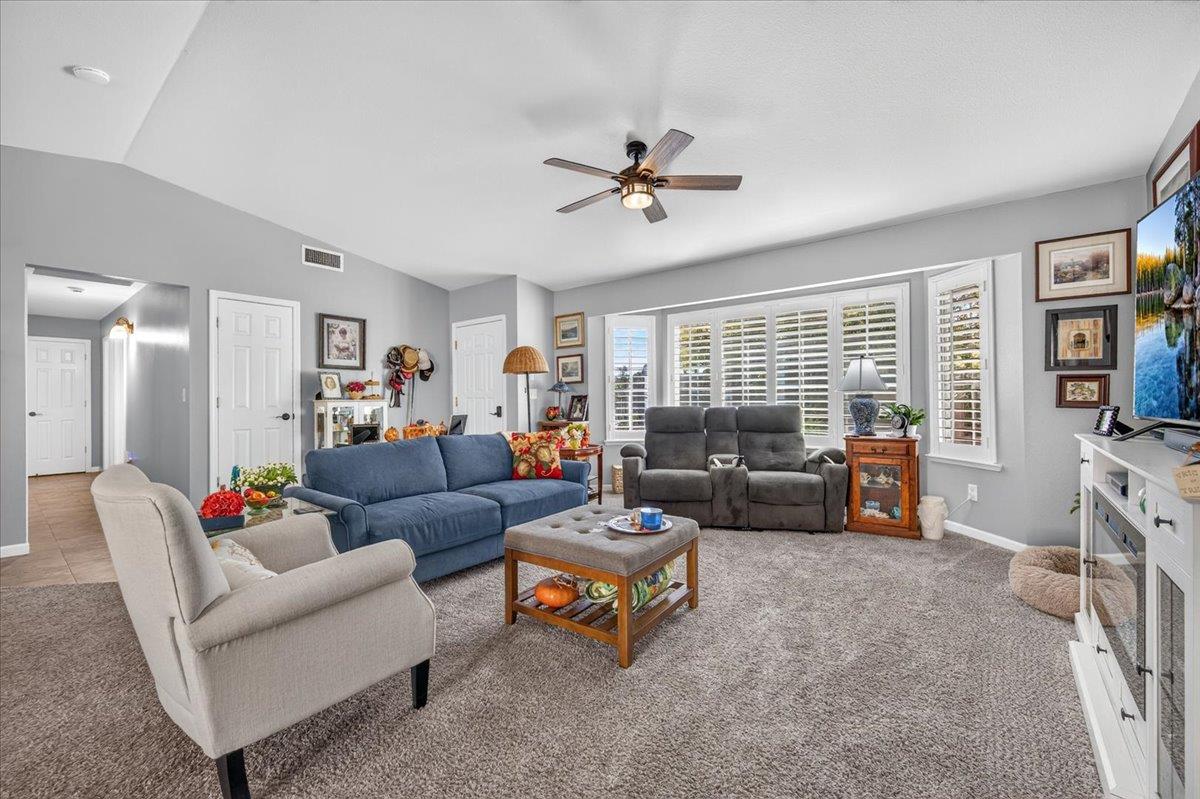 34122 Powerhouse Rd, Auberry, CA 93602