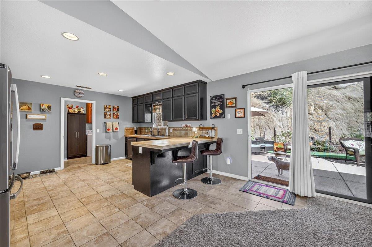 34122 Powerhouse Rd, Auberry, CA 93602