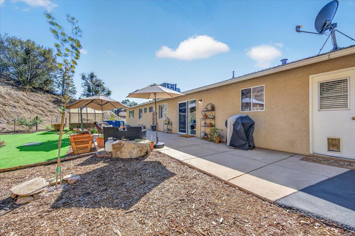 34122 Powerhouse Rd, Auberry, CA 93602