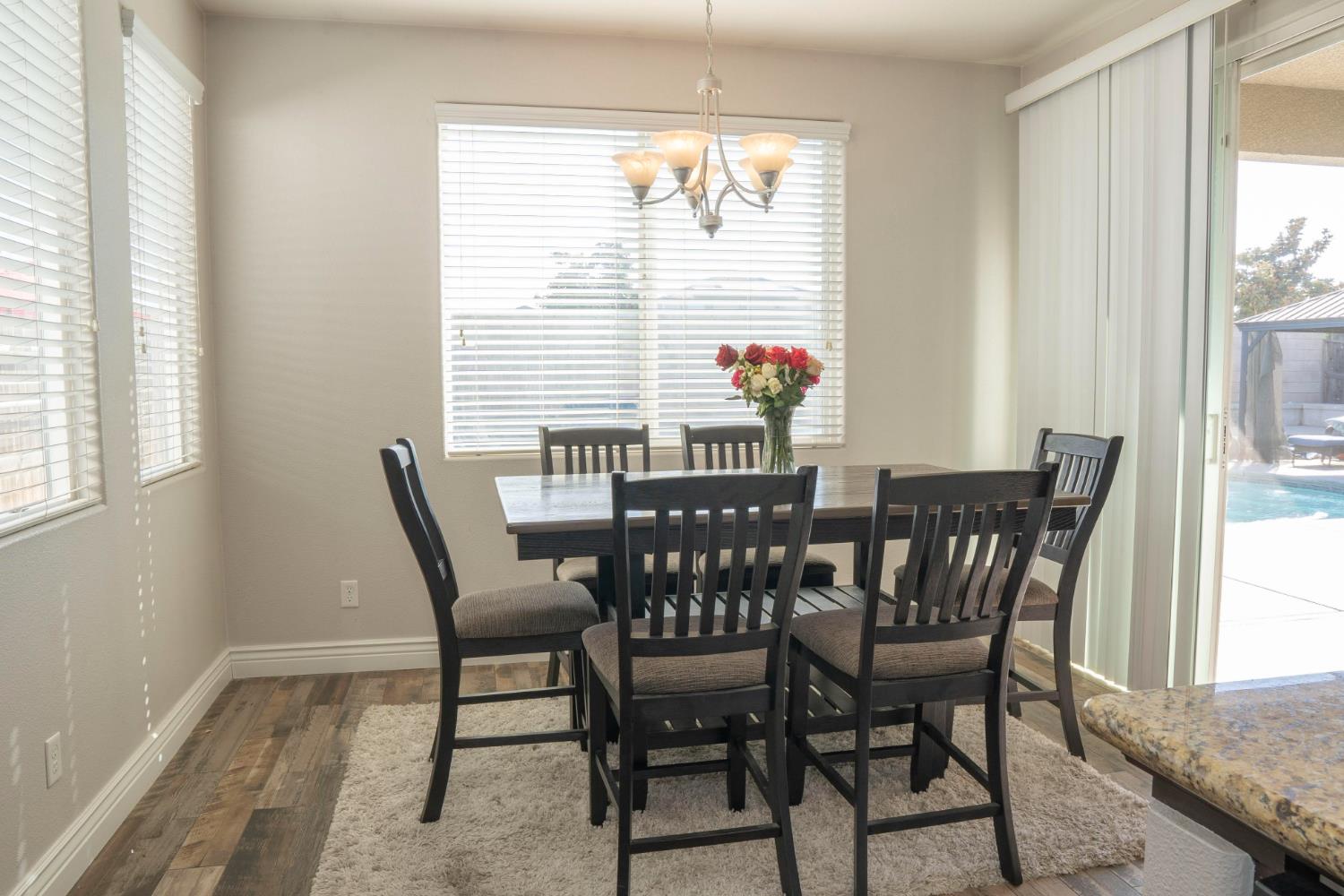 1013 La Jolla Ave, Clovis, CA 93619