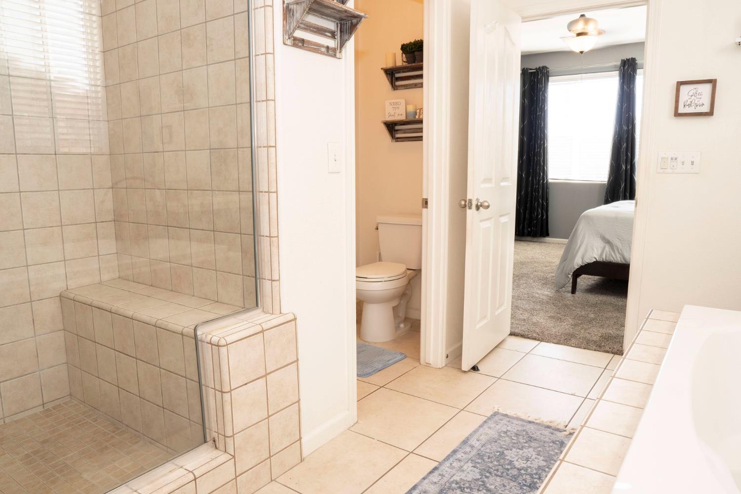 1013 La Jolla Ave, Clovis, CA 93619