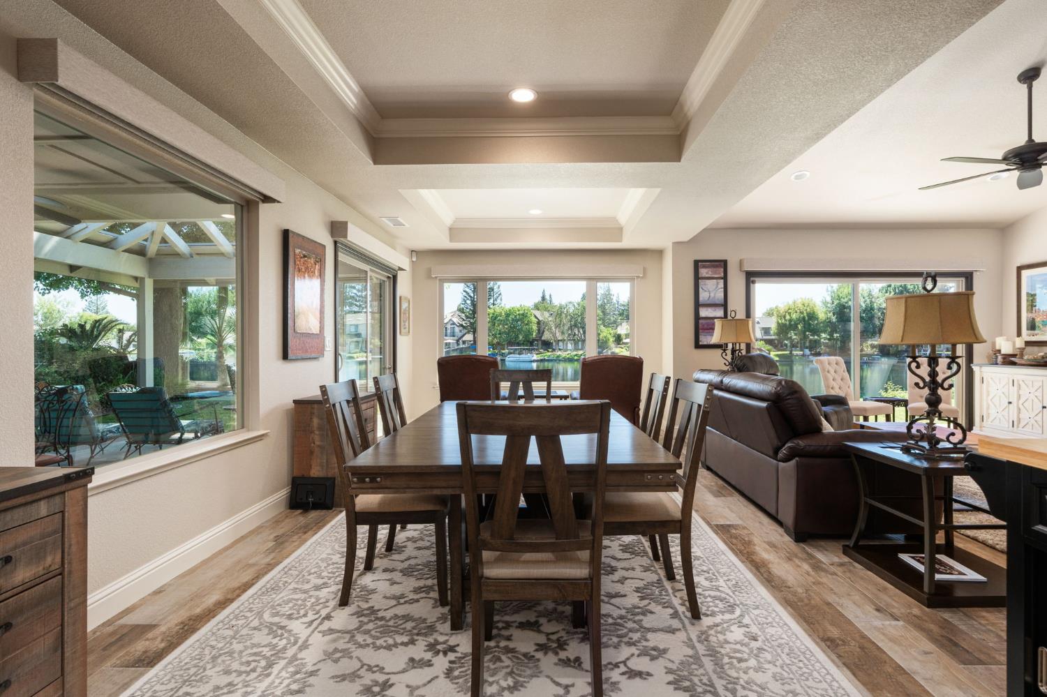 517 E Mallard Cir, Fresno, CA 93730