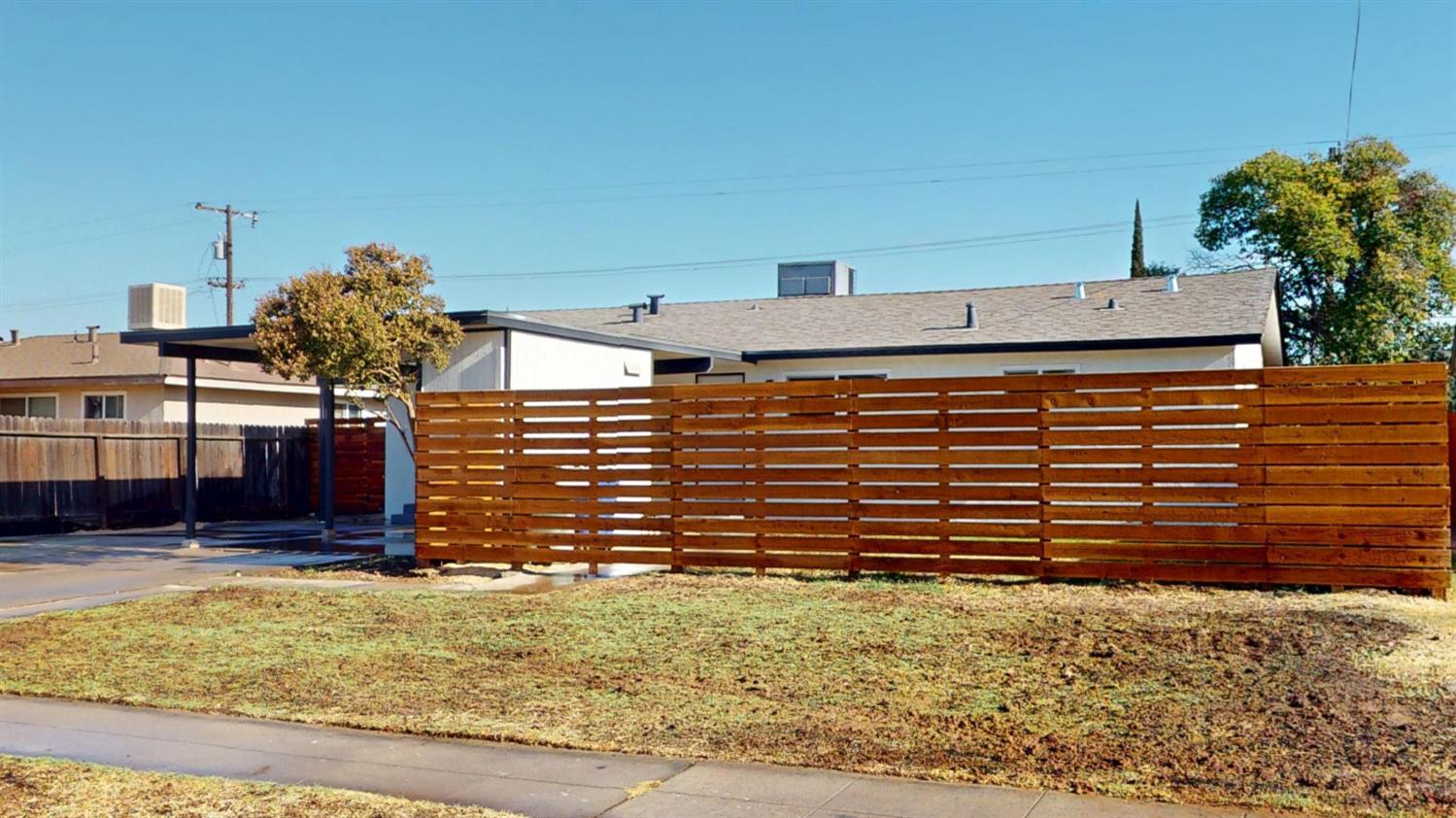4302 N Holt Ave, Fresno, CA 93705