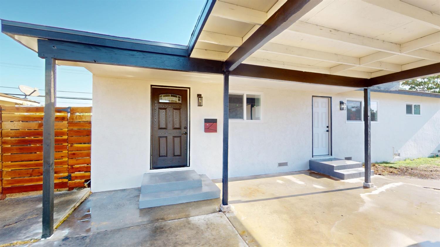 4302 N Holt Ave, Fresno, CA 93705
