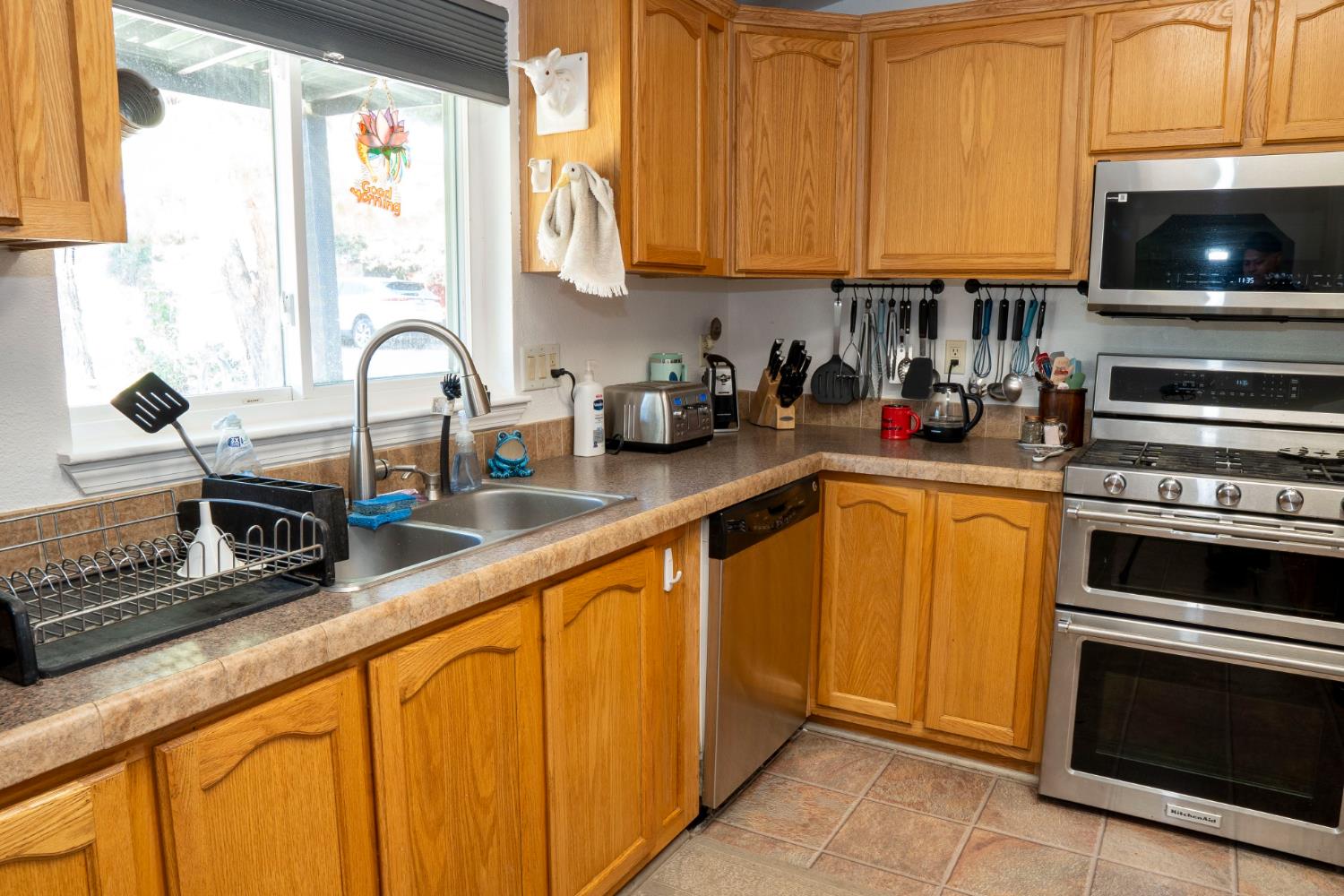 6136 N Bethel Ave, Clovis, CA 93619
