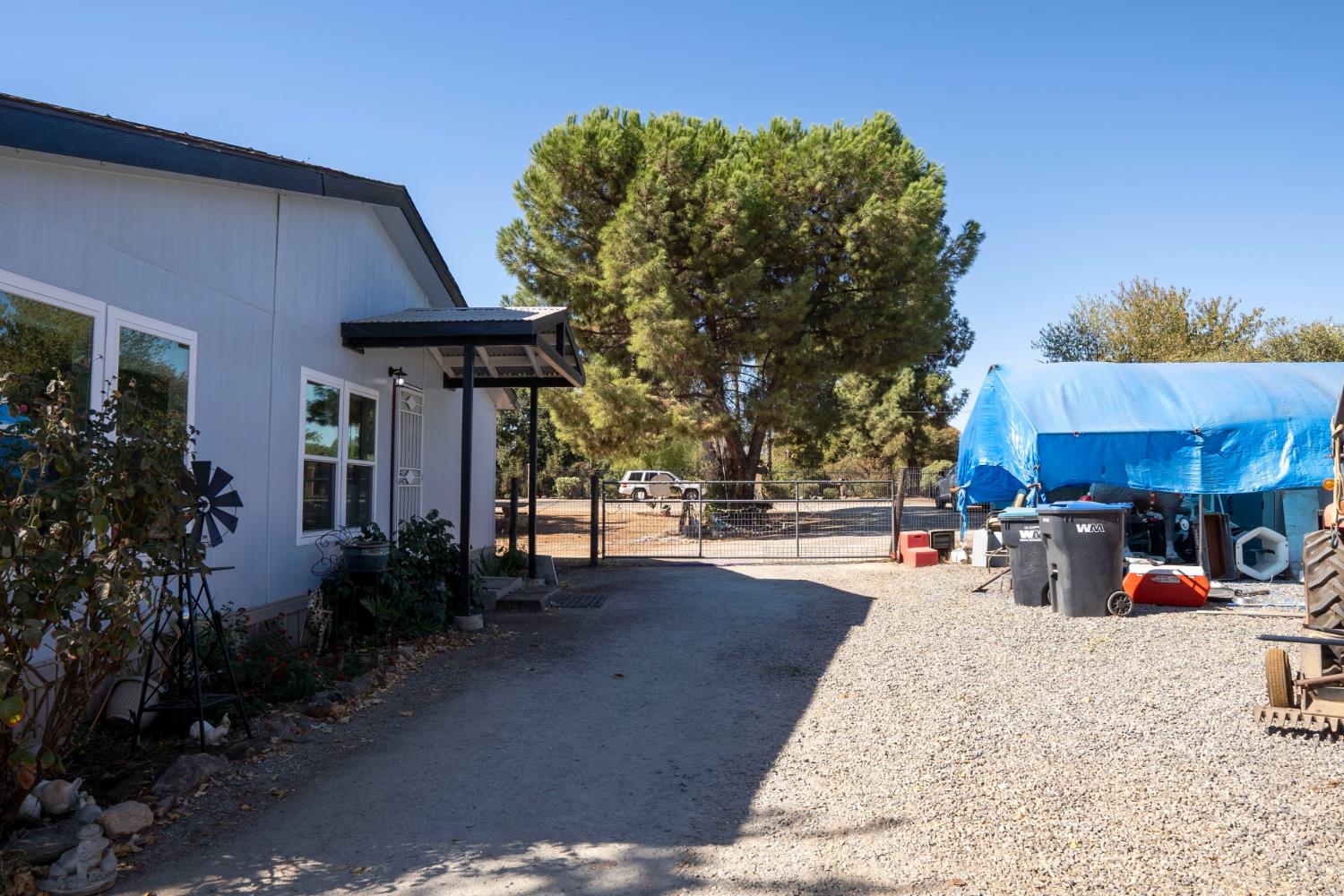 6136 N Bethel Ave, Clovis, CA 93619