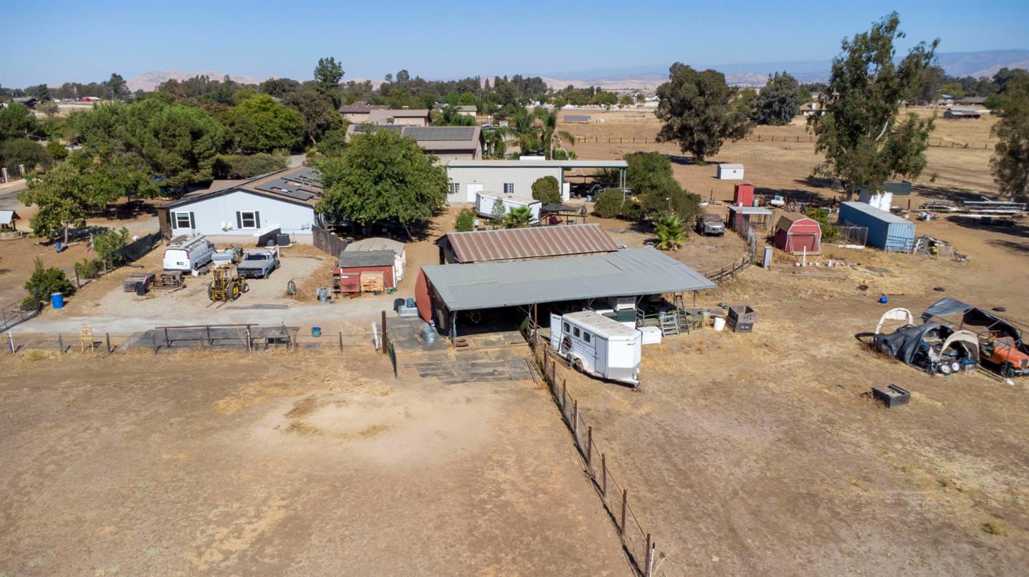 6136 N Bethel Ave, Clovis, CA 93619