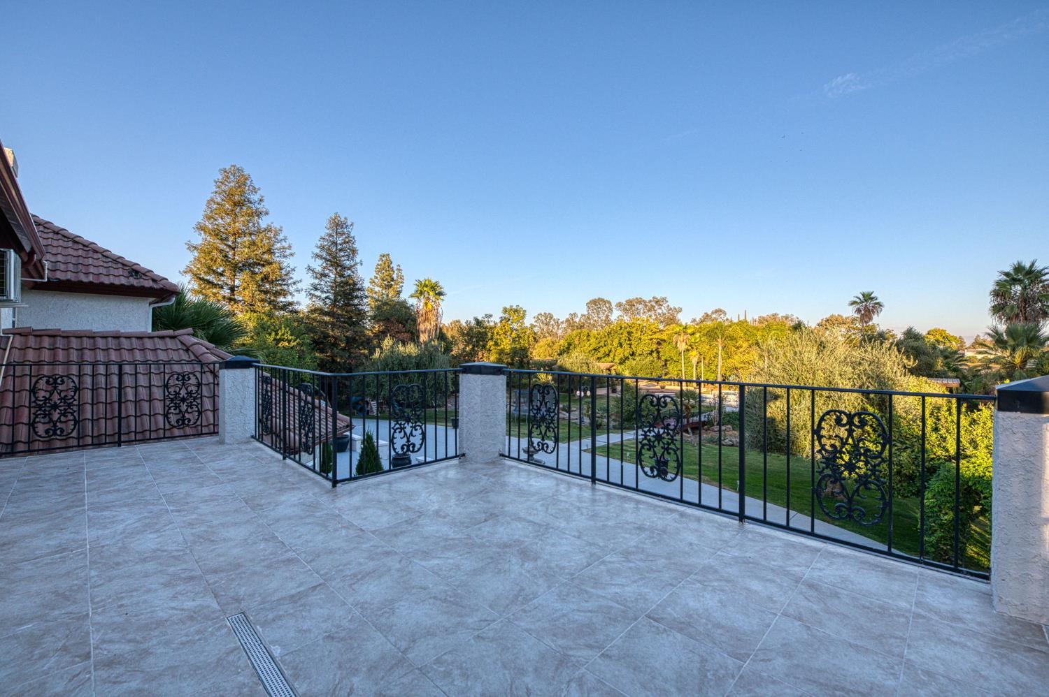 5334 N Marjan Ave, Clovis, CA 93619