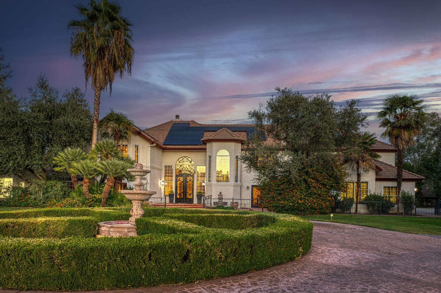 5334 N Marjan Ave, Clovis, CA 93619