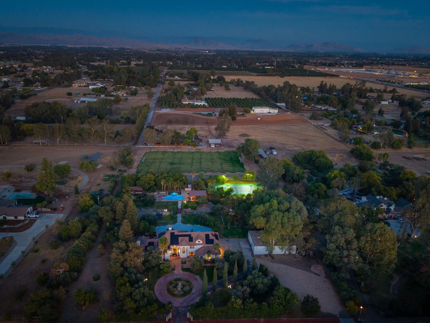 5334 N Marjan Ave, Clovis, CA 93619