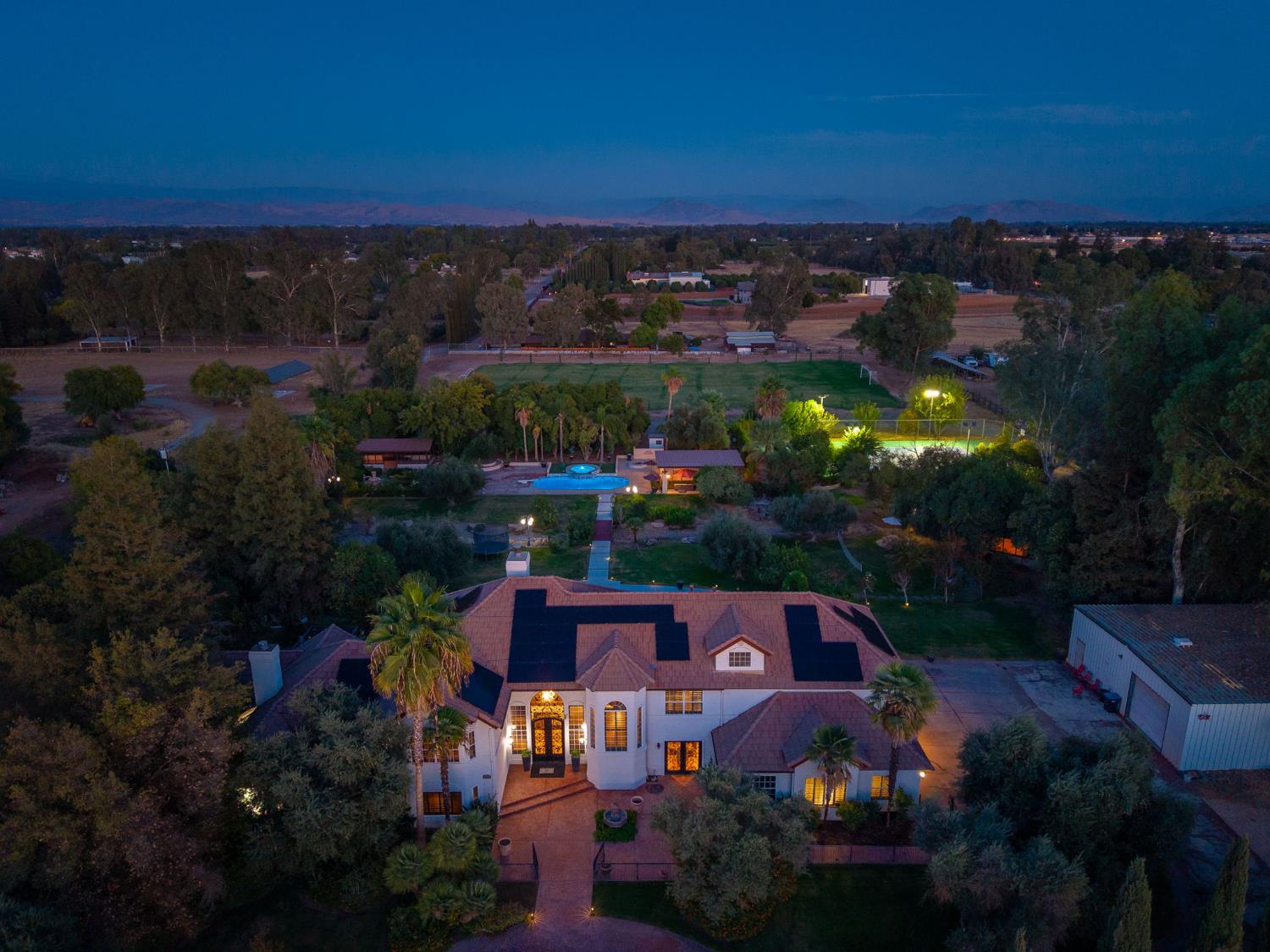 5334 N Marjan Ave, Clovis, CA 93619